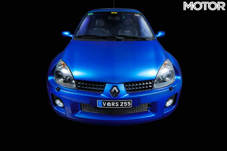 2003 Renault Clio V 6 Bonnet Jpg