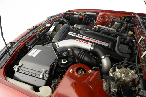 1991-Nissan-Skyline-GT-R-engine.jpg