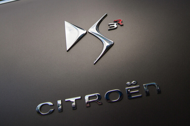 2015 Citroen DS3 Racing drive