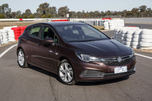 2017 Holden Astra RS front
