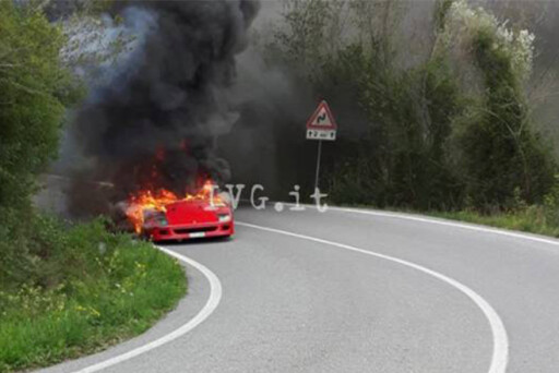 1987 Ferrari F40 prototype on fire