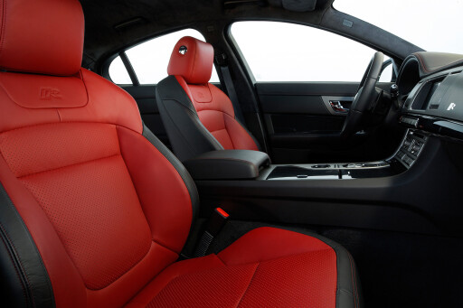 2009 Jaguar XF-R review interior