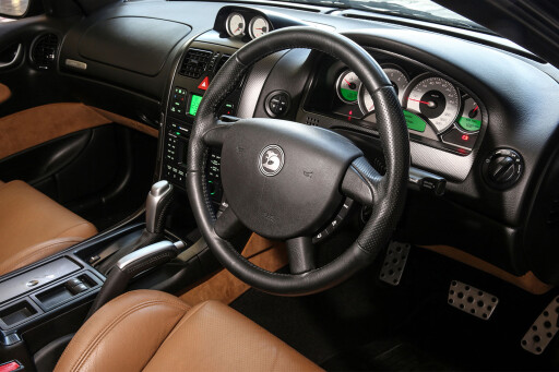 HSV Coupe 4 interior