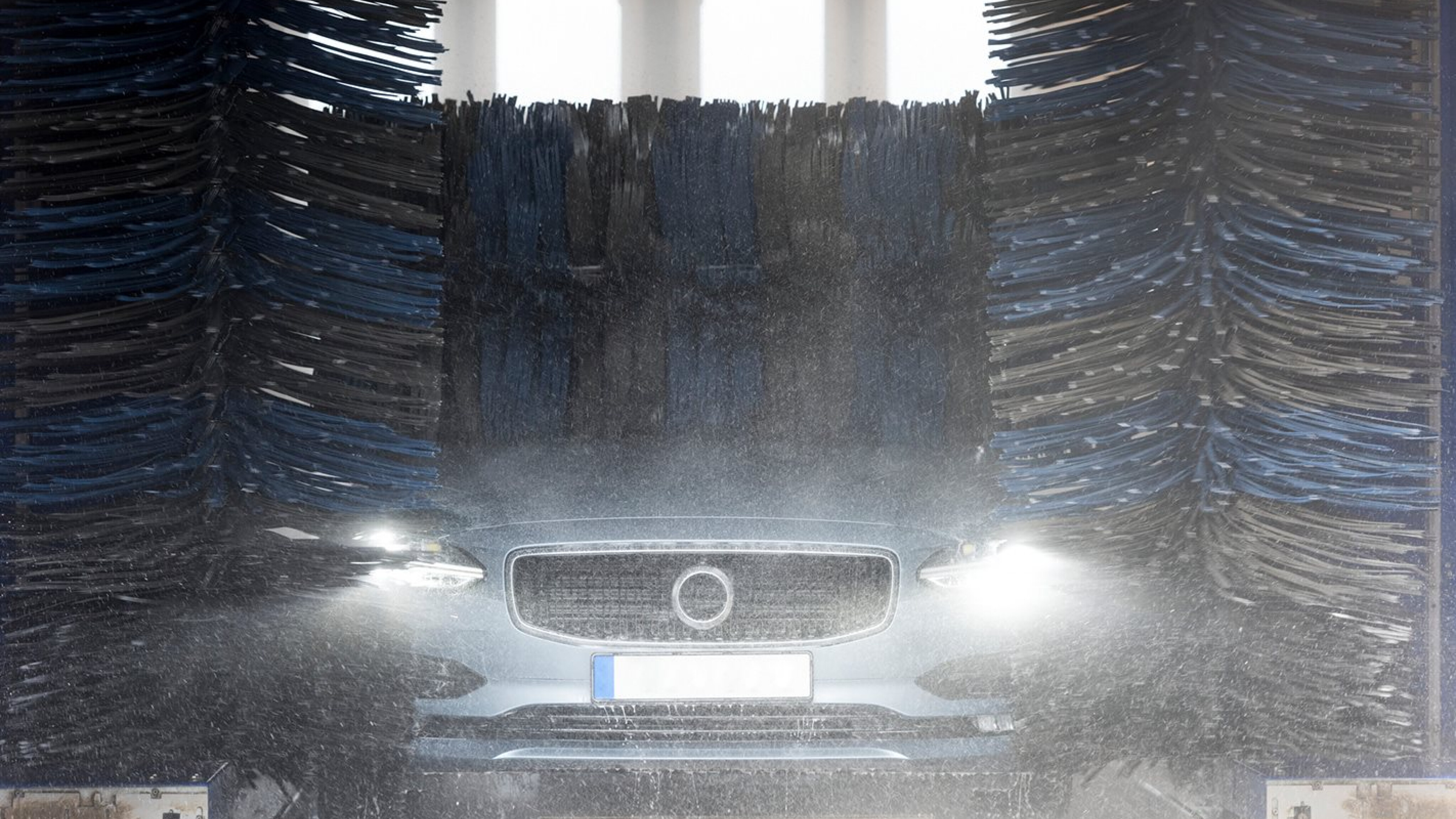Are Automatic Car Washes a Good Idea?
