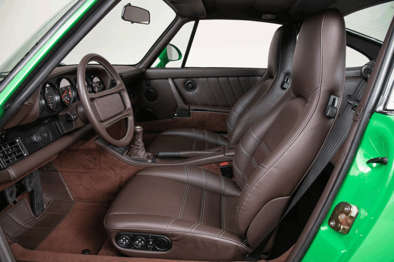 Porsche 959 restomod by Canepa - interior