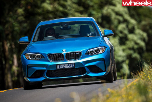 BMW-M2-driving