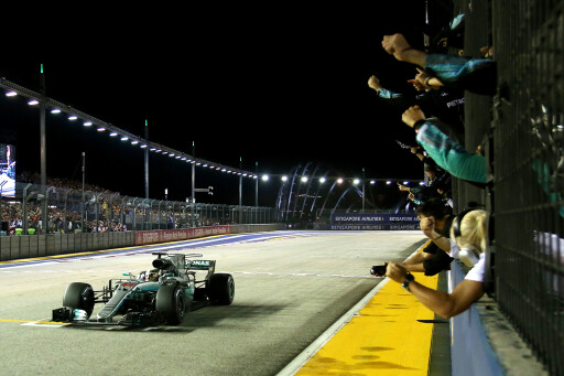 Lewis Hamilton wins 2017 Singapore Grand Prix
