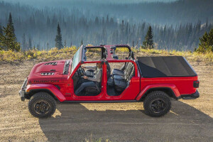 2020 Jeep Gladiator size comparison rival utes