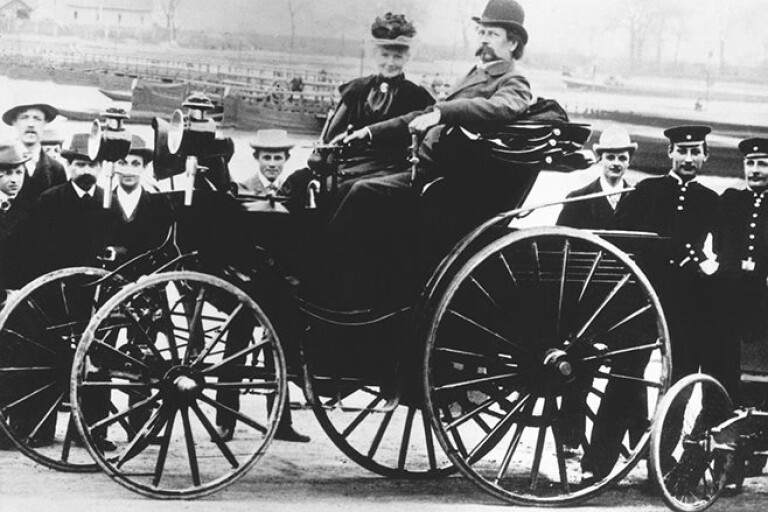1422 Bertha Benz Inducted To Automotive Hall Of Fame Jpg