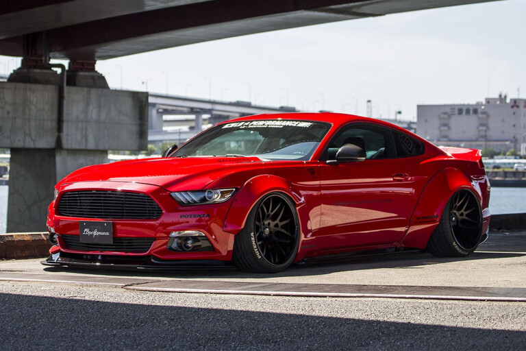 Liberty Walk Works Ford Mustang