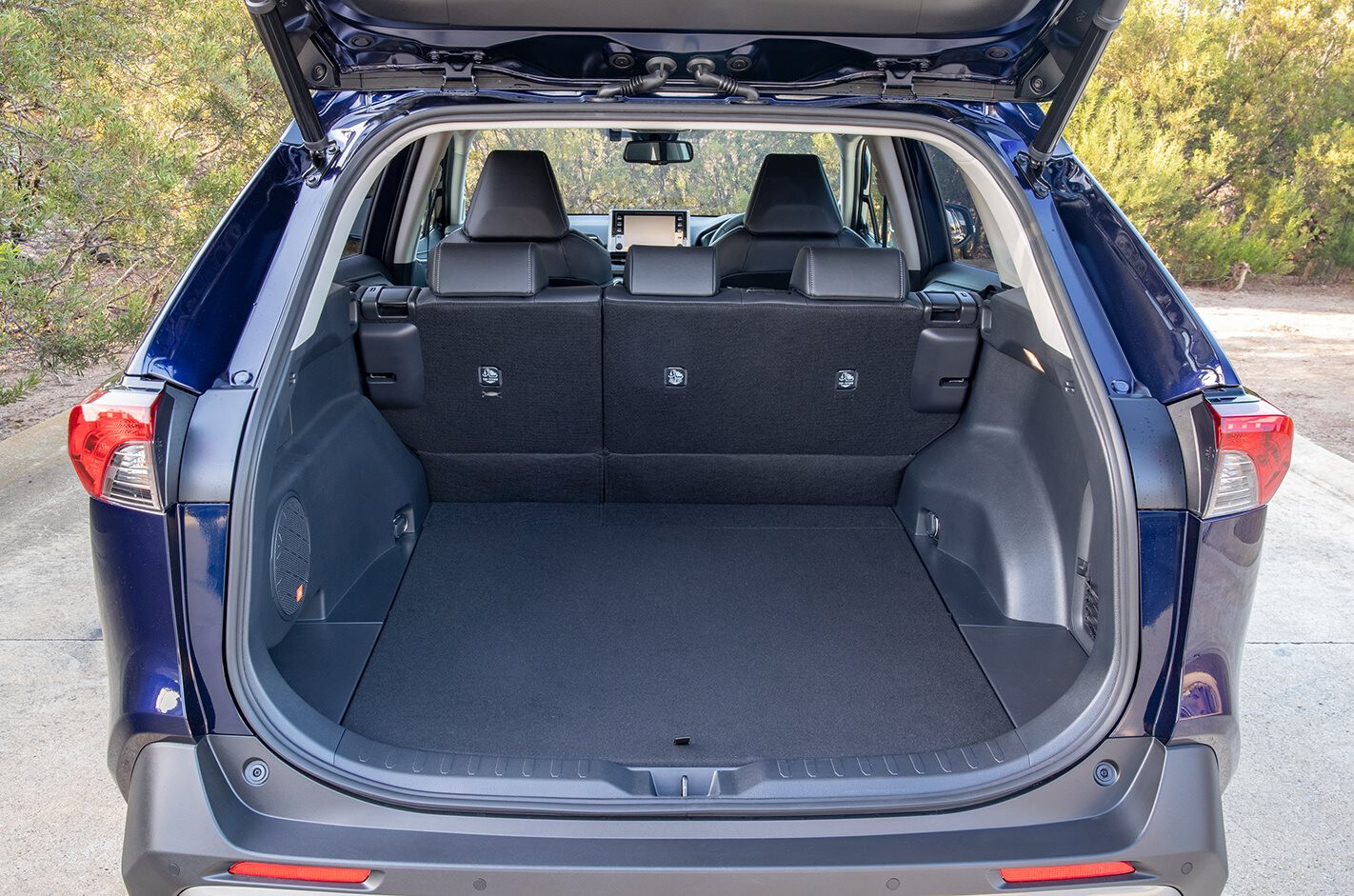 Toyota rav4 2019 багажник