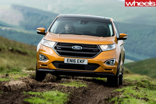 Ford -Edge -driving -front