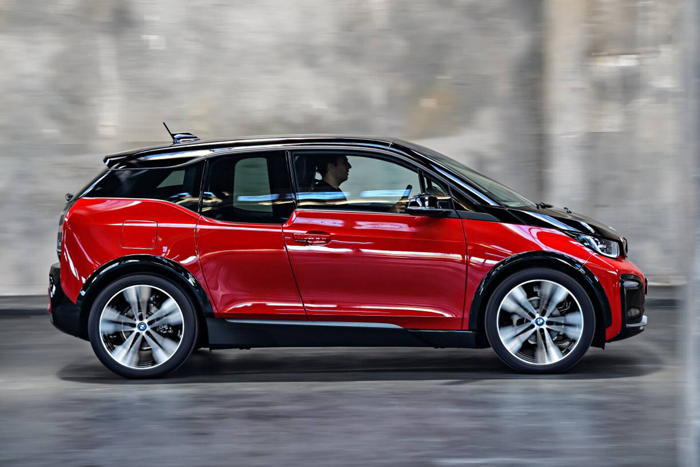 2018 bmw i3 and i3s price and features