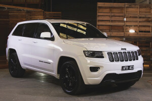 Jeep Grand Cherokee Side Parked Front Jpg