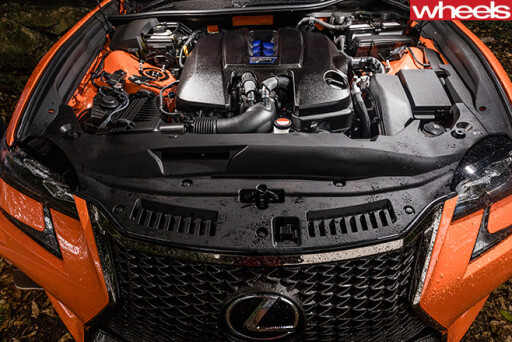 Lexus GS-F Engine Bay