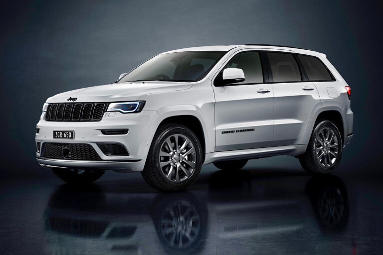 Jeep Grand Cherokee Overland Outer Jpg