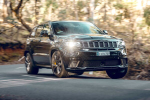 2018 Jeep Grand Cherokee Trackhawk feature performance review