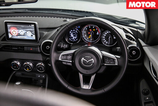 2016-Mazda -MX-5-interior