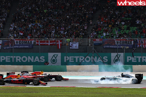 Mercedes -Petronas -car -crash