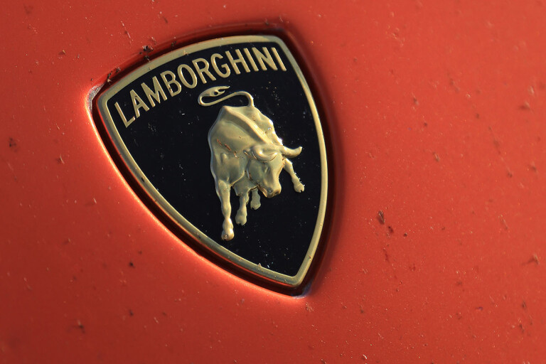 Lamborghini Huracan Evo Badge Jpg
