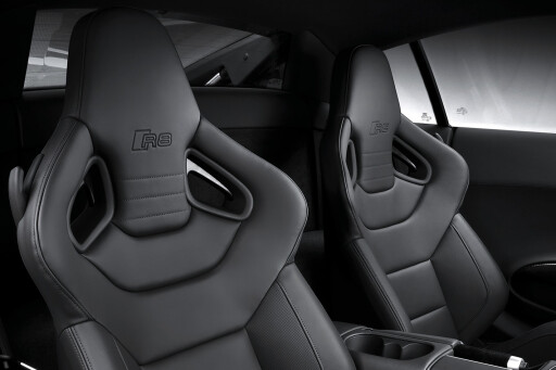 2013-Audi-R8-V10-Plus-seats.jpg