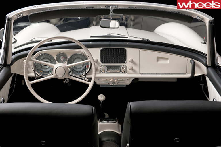 BMW-507-restored -interior