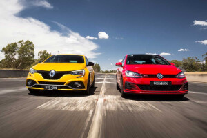 2019 Renault Megane RS280 vs Volkswagen Golf GTI performance comparison review