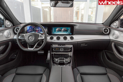 Mercedes -C43-AMG-interior