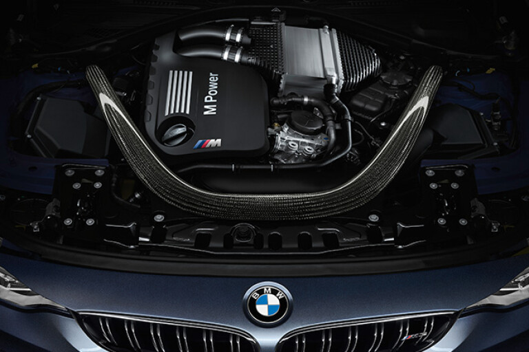 BMW M3 30 Jahre engine
