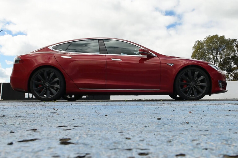 Tesla Model S P90D Acceleration Testing