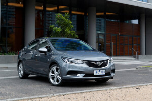 2017 Holden Astra sedan pricing and features