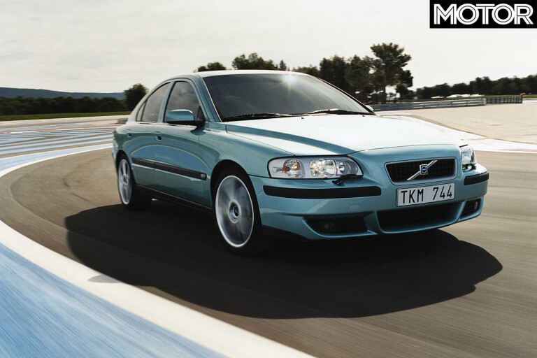 2003 Volvo S 60 R Review Classic MOTOR Front Jpg