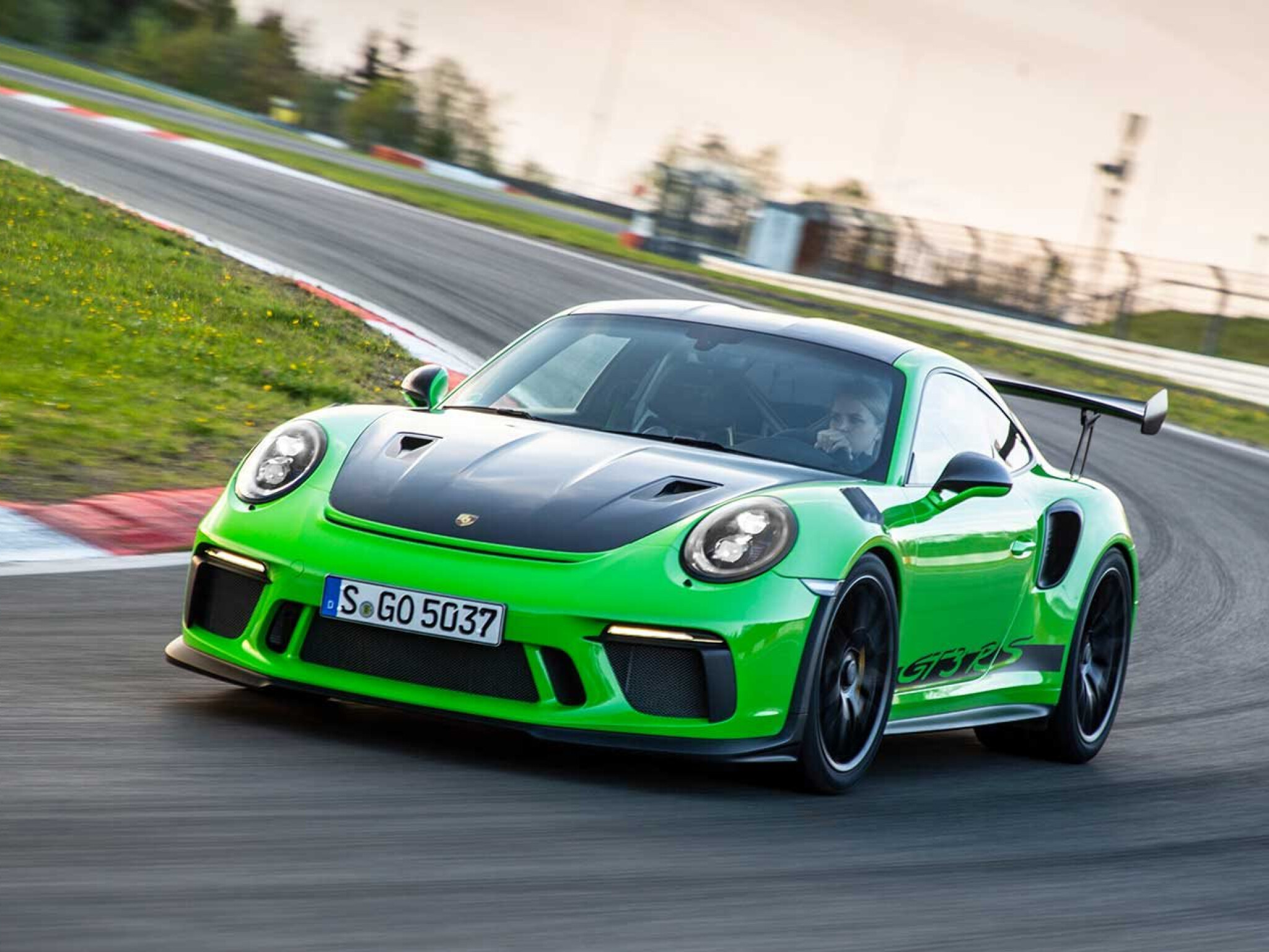 2018 Porsche 991.2 911 GT3 RS performance review