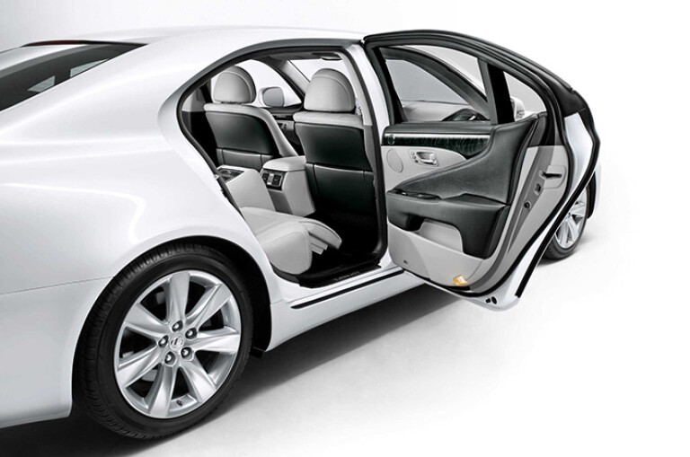 Lexus 600 Hl Interior Jpg
