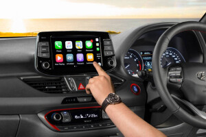Best small car infotainment systems - 2017