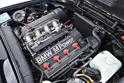 BMW E30 M3 Sport Evolution engine bay
