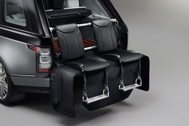 Range Rover SV autobiography tailgate seats