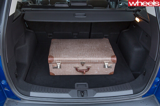 Ford Kuga boot space