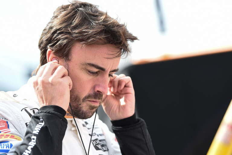 Alonso learns some crucial lessons in Indy familiarisation