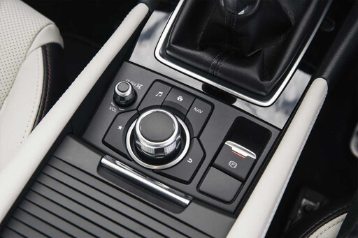 Mazda -3-Series -II-Interior