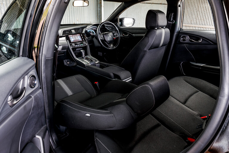 Hatch Comparo Honda Inside Jpg