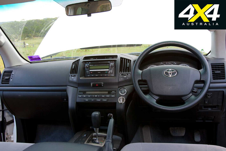 2009 Toyota Land Cruiser 200 Interior Jpg