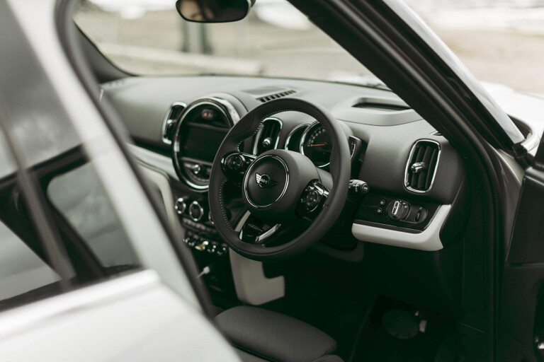 2019 Mini Countryman PHEV interior steering wheel