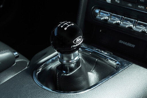 2017 Ford Mustang PP gearstick