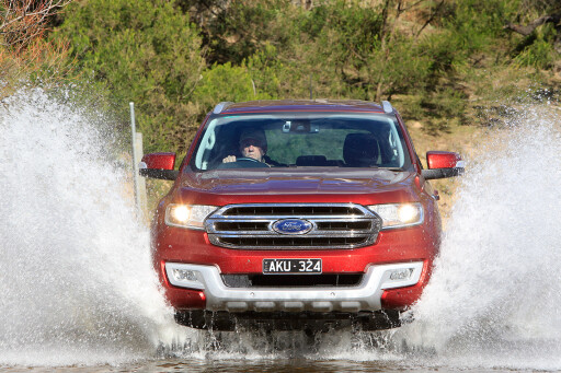 2017 Ford Everest Trend offroad.jpg