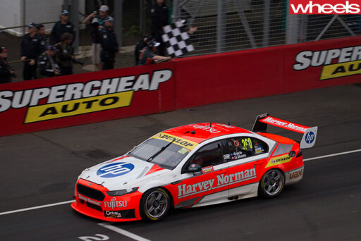 Ford -Supercars -racing -top -side
