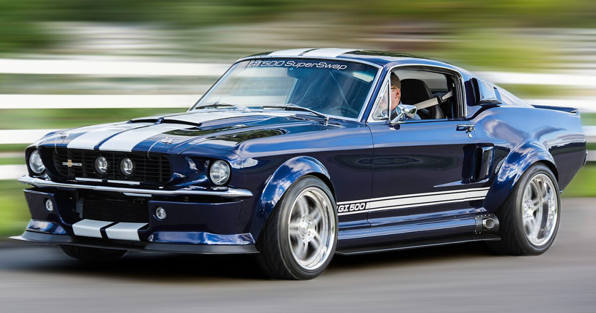 2012 Ford Shelby GT500 with a 1967 Shelby GT500 body