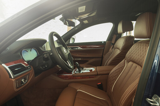 BMW-Alpina-B7-interior.jpg