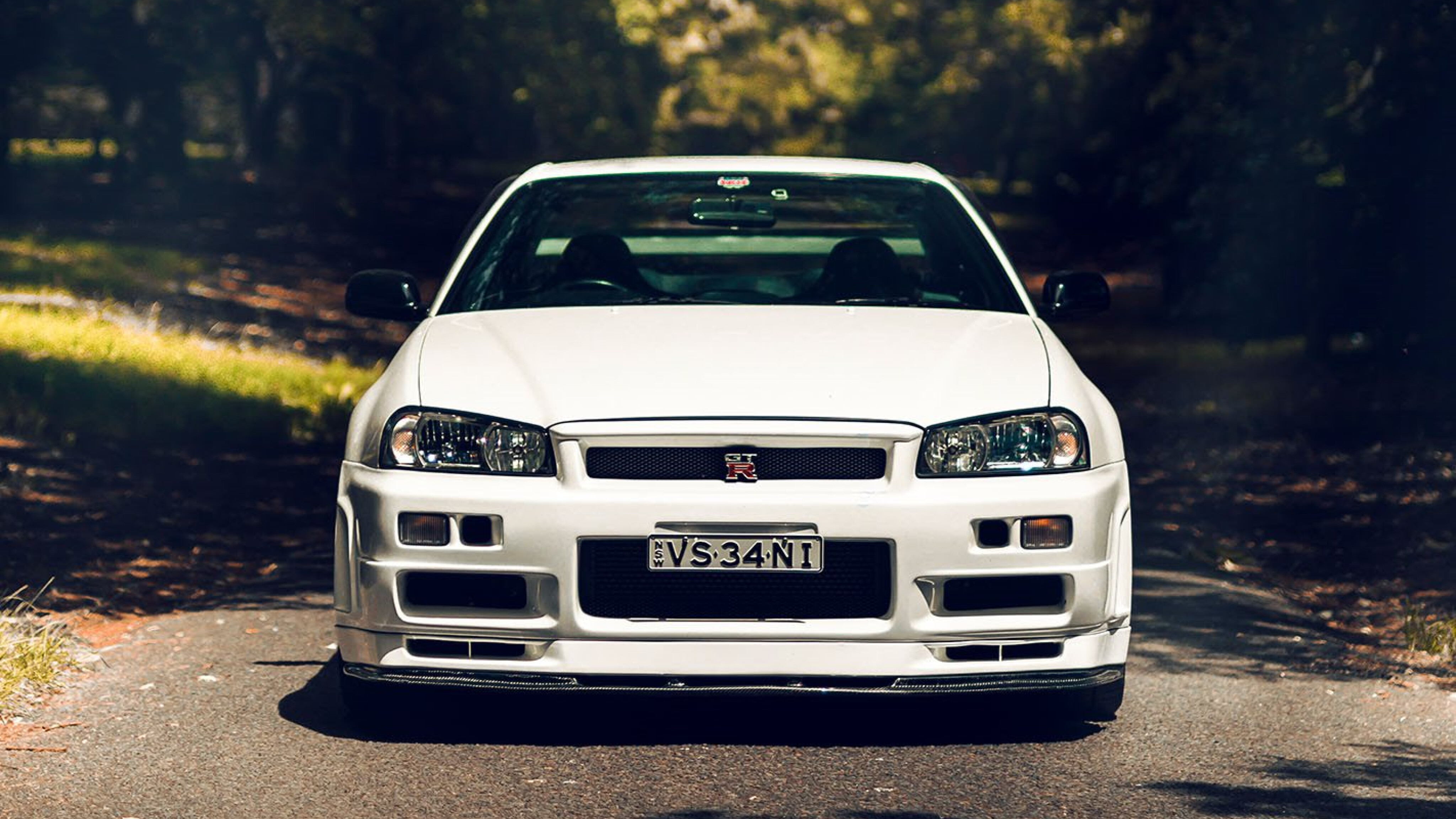 R34 Nissan Skyline GT-R VSpec - Everything Inside and Out