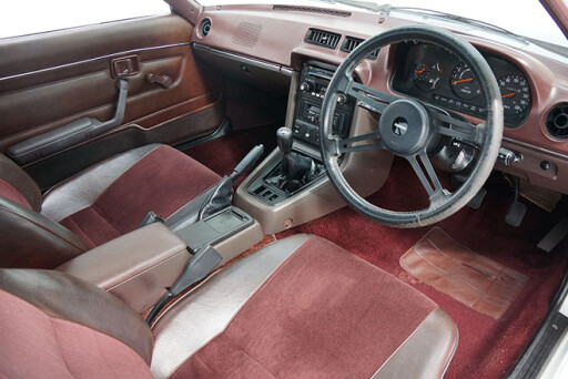 1980-mazda-rx7-series-1-coupe-interior